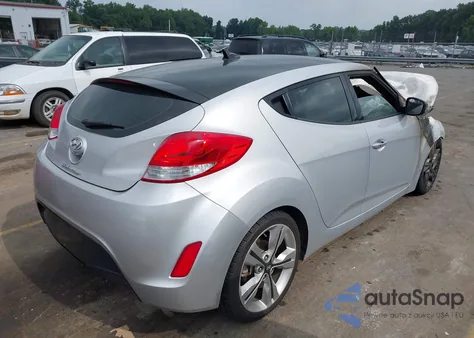 2017 Hyundai Veloster Value Edition z USA, uszkodzony, nr VIN KMHTC6AD4HU319622